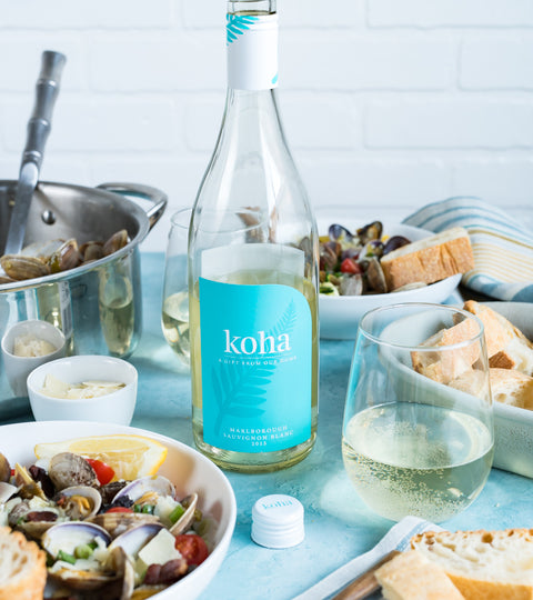 Pineapple & Coconut Blog's Steamed Clams Recipe with Koha Sauv